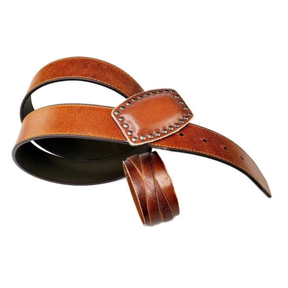 Rust Brown studded buckle with interchangeable leather distressed strap. - Picture 5 of 5